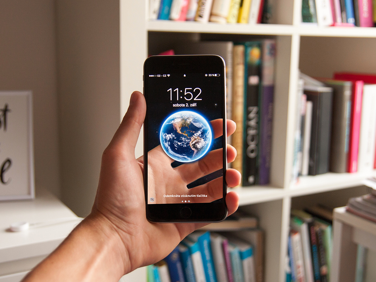 Planet phone