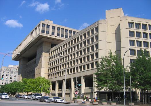 FBI Wants To Spy On Your Online Chats As They Happen