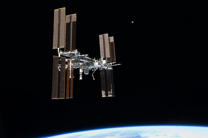 NASA’s Newest Engineering Challenge: How To Change A Light Bulb