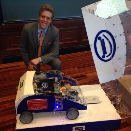 A 3D-Printing Roving Robot Could Repair Potholes