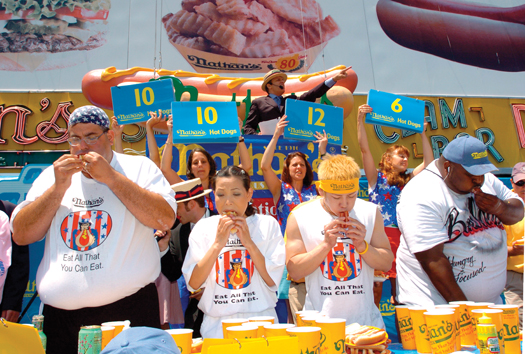FYI: Do Competitive Eaters Have Unusual Stomachs?