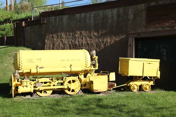 Deep Below South Dakota, a Mine Becomes a Physics Lab, and Miners Return to Work