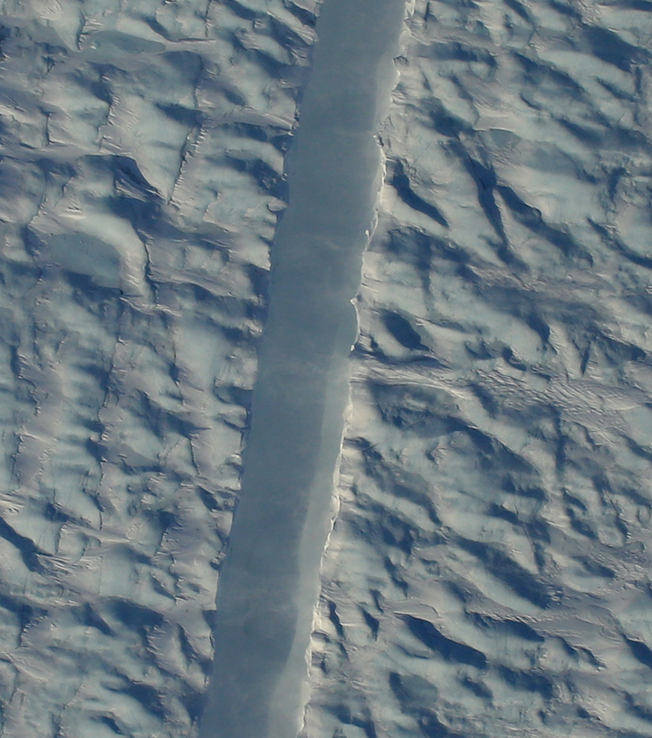 Closeup Petermann Rift