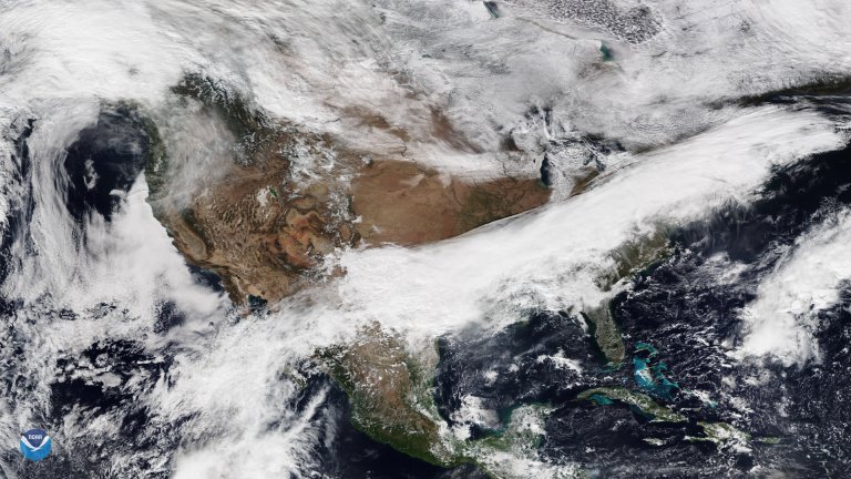 Arctic blast forming over the US.
