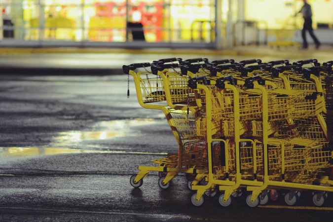 grocery store carts