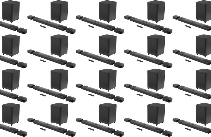 JBL Bar 9.1 in a tiled configuration.