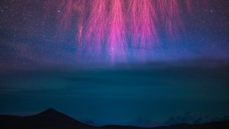 Red sprite timelapse seen over Himalayan mountains